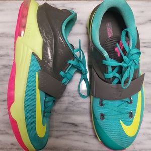 Nike Kevin Durant KD Size 6 Youth